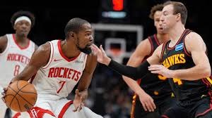 东体：在申花跟训的谢初筠生在澳洲